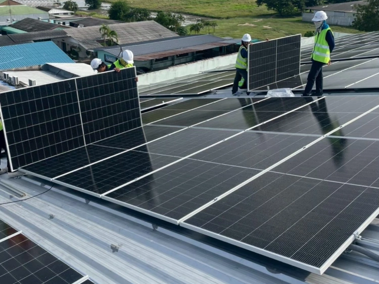 Solar Panel แผงโซลาร์เซลล์