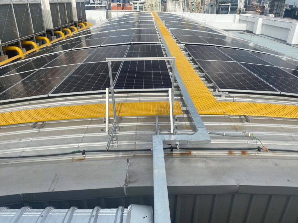 mea-chulalongkorn-solar-installation-01