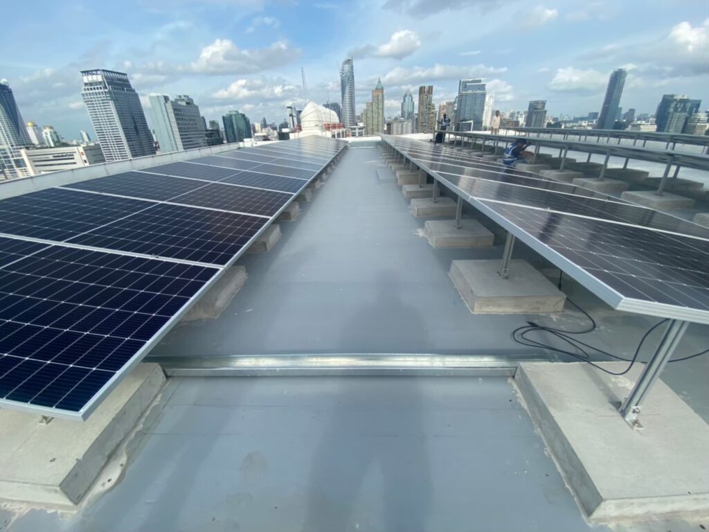 mea-chulalongkorn-solar-installation-02